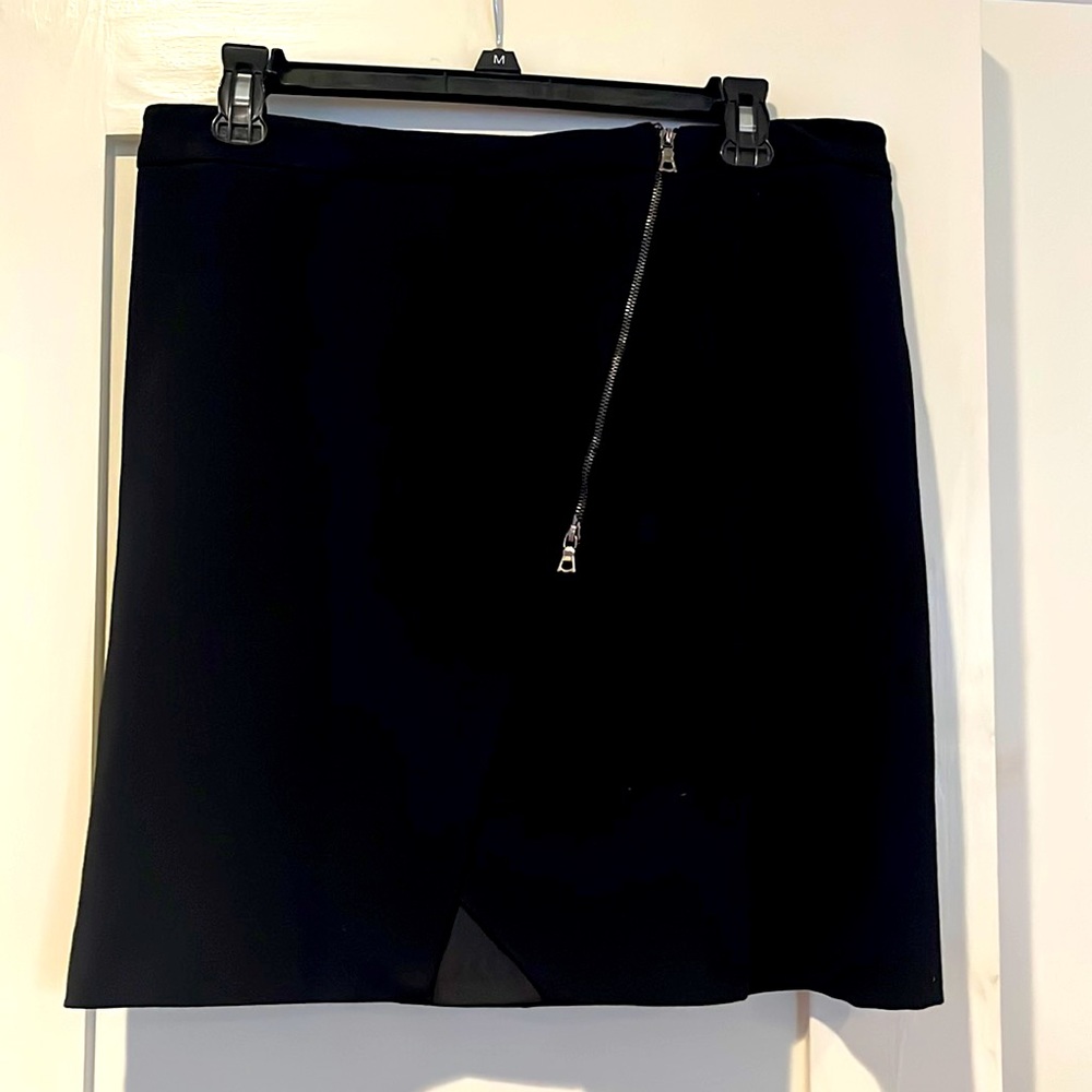 Mercer & Madison Asymmetrical Mini Skirt - 10